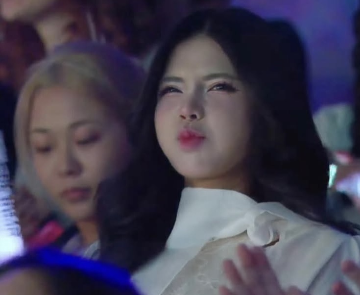 Sự "Lột Xác" Đầy Bất Ngờ của Mai Dora